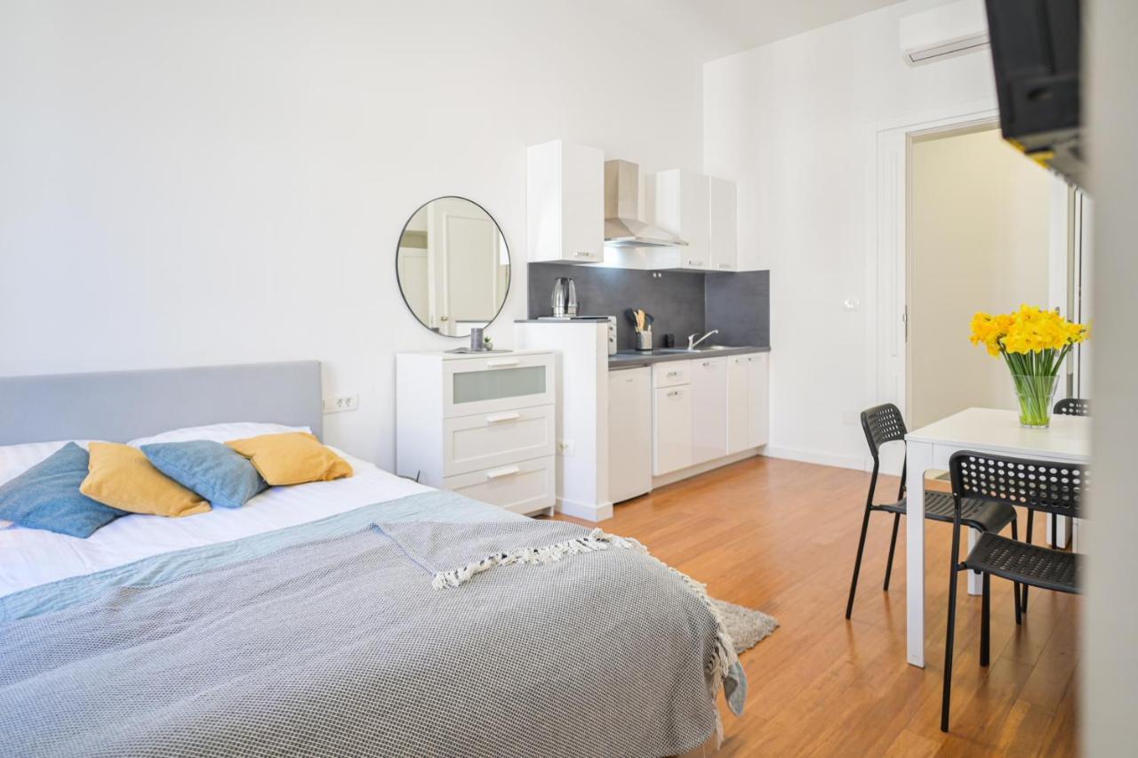 Berry Berry Studio Apartment Zagreb Exterior foto