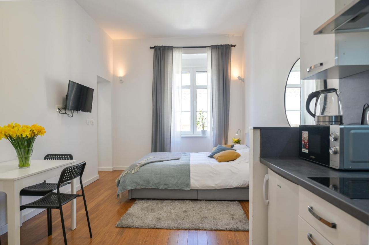 Berry Berry Studio Apartment Zagreb Exterior foto